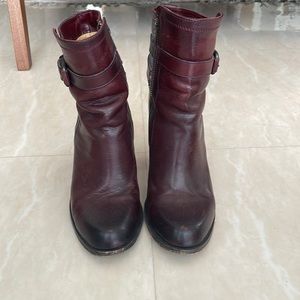 Frye short boots
